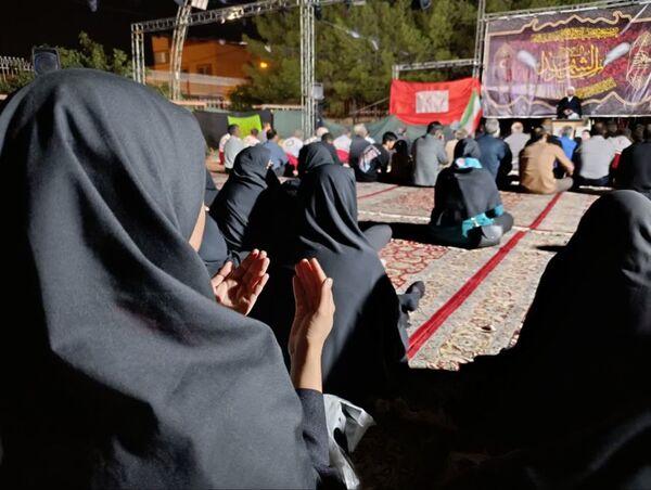 جوانان هلال احمر کاشمر در سوگ رقیه (س)