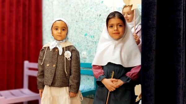 کانون پر از نور، لبخند و شادی در لاران
