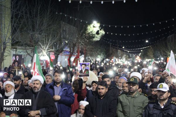 اجتماع بزرگ اقوام شهرستان راز و جرگلان در بیعت با رهبر سوم انقلاب و حمایت از رزمندگان اسلام