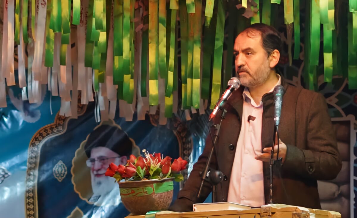 معلمان راویان هم‌عهدی انقلاب هستند