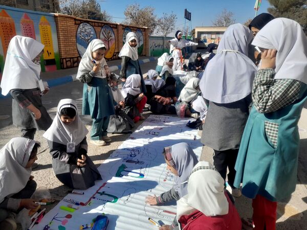پویش کشوری پرسش مهر ریاست جمهوری، در دبستان حضرت آسیه