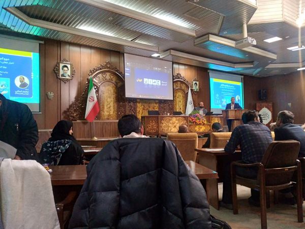 کارگاه سواد رسانه‌ای با محوریت مقابله با اخبار جعلی در تبریز