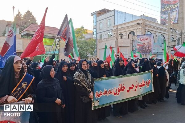 «جانفدایان ایران»؛ شکوه همدلی ۱۱۰ هزار نفر در یک قاب