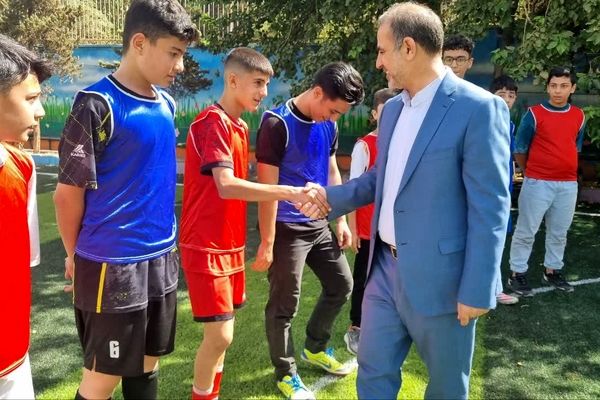 افتتاح زمین چمن مصنوعی دبیرستان اندیشه شاهد منطقه ۱۶