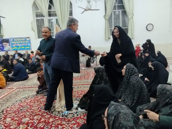 جشن روز مادر و ولادت حضرت زهرا س در مسجد جامع روستای مهدی آباد خلیل آباد 