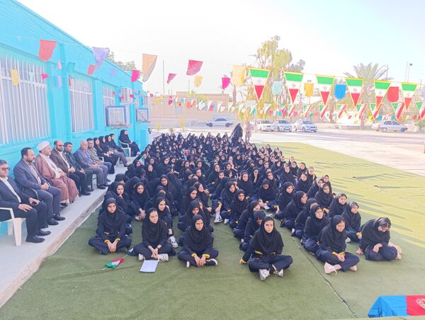 زنگ مهر در فراشبند به صدا در آمد