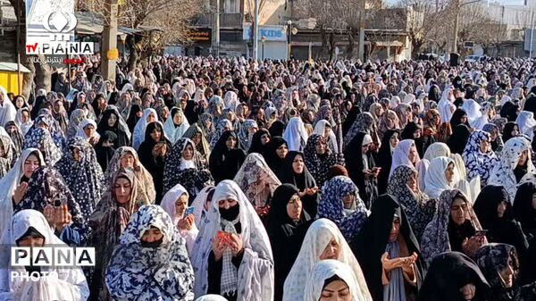اقامه نماز عید سعید فطر در شهرستان دلفان