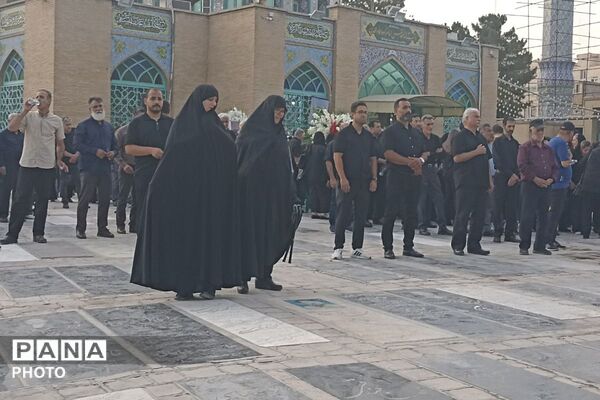  آیین تکریم خانواده‌های شهدای جنگ رمضان در رباط‌کریم