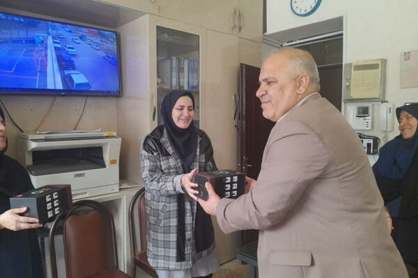 بازدید مدیر و کارشناسان سازمان دانش‌آموزی کردستان از مدارس سنندج