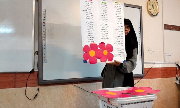  برگزاری انتخابات شواری دانش‌آموزی دبیرستان 13 آبان ناحیه یک کرج