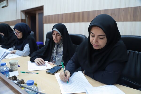 تصحیح اوراق آزمون موردکاوی داوطلبان استان تهران