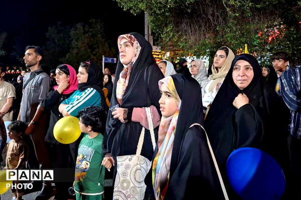 جشن کیلومتری به مناسبت عید غدیر در نجف آباد