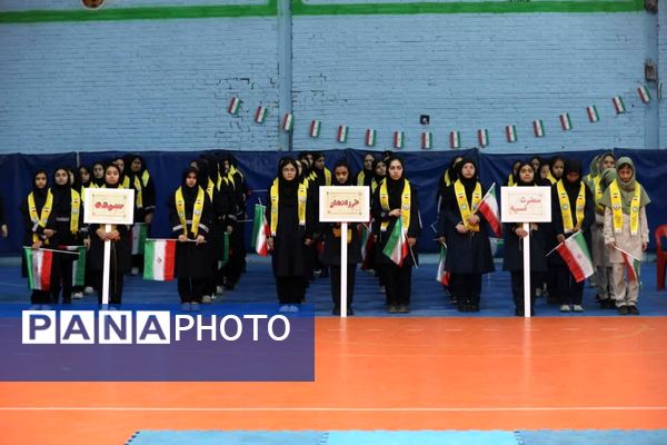 سالن شهید رجایی ورامین میزبان همایش یاوران انقلاب