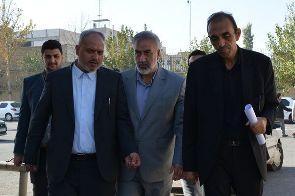 بازدید مدیران‌کل آموزش و پرورش و سازمان نوسازی مدارس استان تهران از زمین چمن روستای اورین
