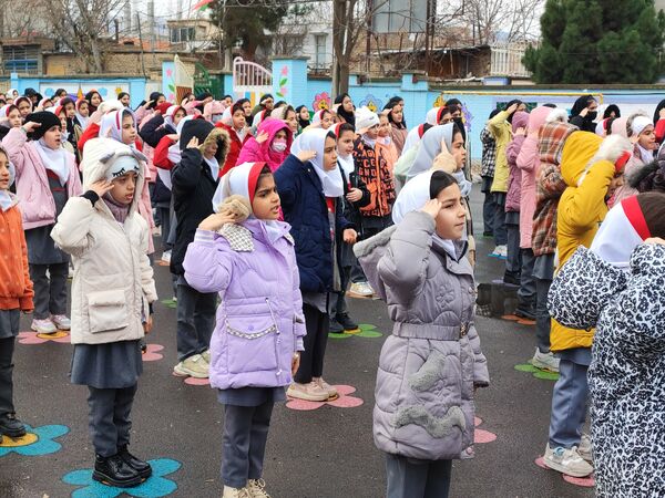 نواخته شدن زنگ بصیرت در دبستان پیامبر اعظم آشخانه