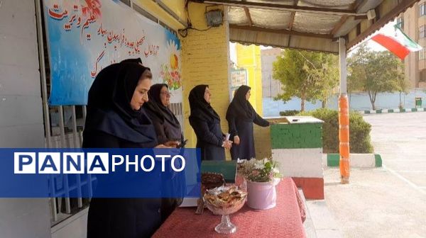 برگزاری جشن جوانه ها در دبیرستان نورالهدی 