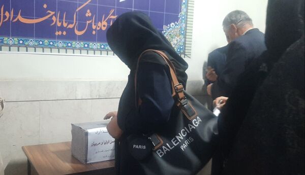 اولین جلسه انجمن اولیای دبیرستان شاهد ابوذر غفاری نیشابور 