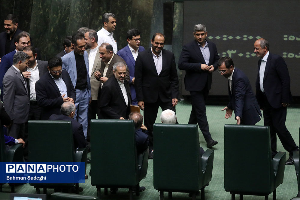 موافقت کمیسیون آموزش مجلس با صلاحیت وزیر پیشنهادی آموزش و پرورش

