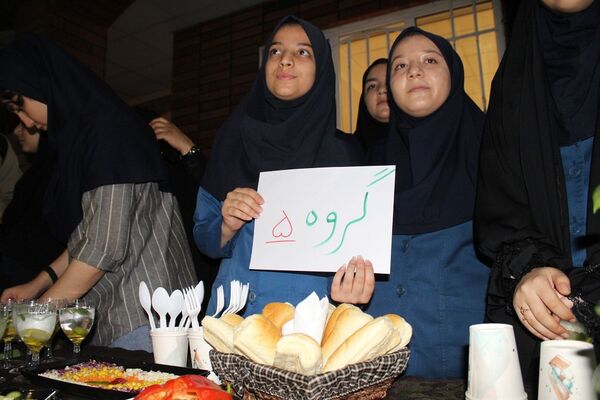 برگزاری اولین اردوی آشپزی و سفره‌آرایی در فردیس
