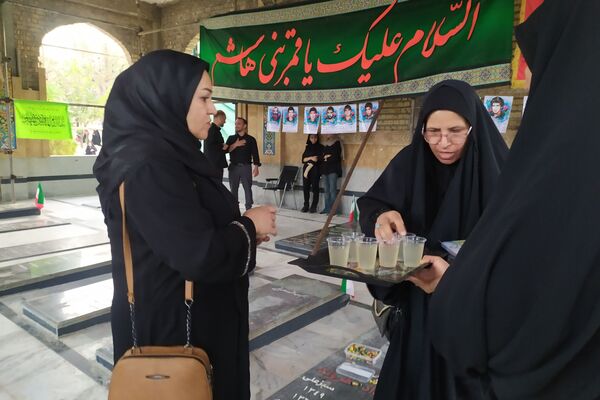 ندای لبیک یا حسین در روز عاشورا 