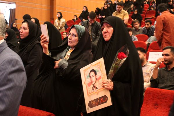 نخستین اجلاسیه شهدای دانشجو معلم در زنجان 