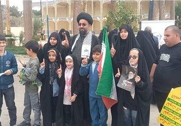 روز قدس ؛روز احیای اسلام در شهرستان زارچ 