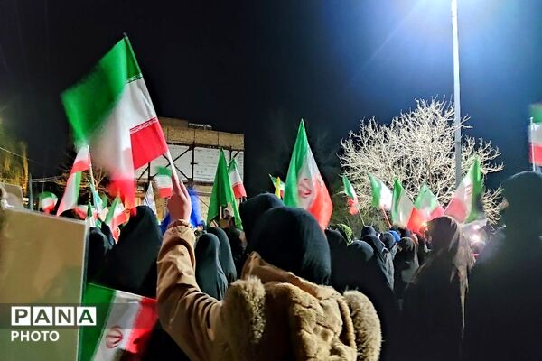 مردم شهر بار سلیبریتی های خیابان ها شدند