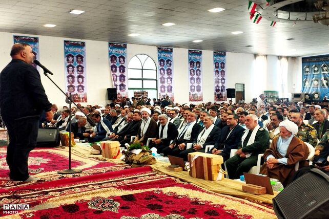 اجلاسیه شهدای شهرستان زیرکوه با حضور وزیر آموزش و پرورش