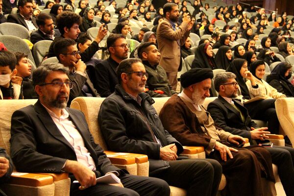 همایش فرزندان انقلاب «نسل انتظار» در فرهنگسرای بزرگ شهرکرد