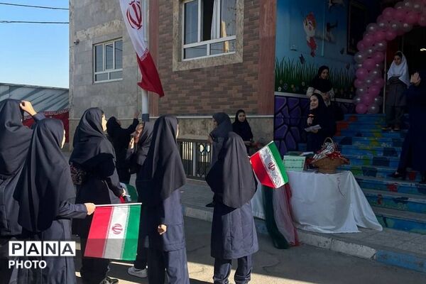 جشن جوانه ها در آموزشگاه شریعتی نیا چهاردانگه