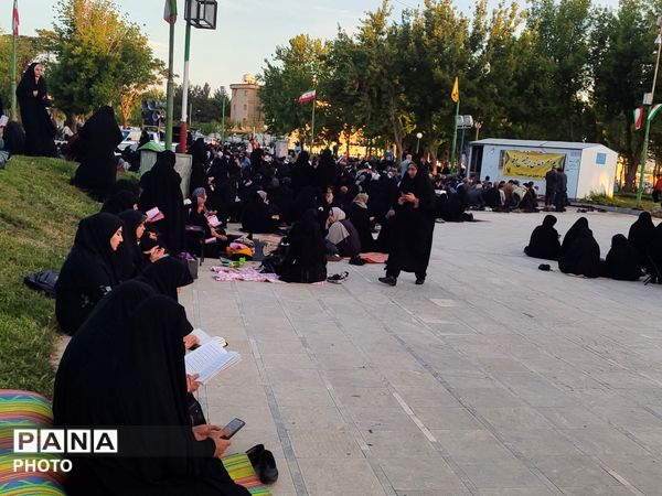 دعای پر فیض عرفه و مناجات عاشقانه امام حسین«؏» در آستان مقدس حضرت حقوق نبی«؏»