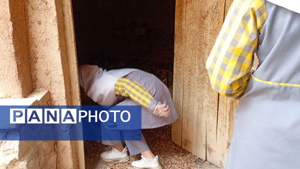 پاکسازی خیابان و کوچه‌های روستای یاسه چای توسط دانش‌آموزان مدرسه ۲۲ بهمن