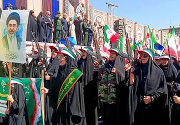 روایت ۳۱۳ هزار جان‌فدا؛ تهران در تپش یک حضور ملی