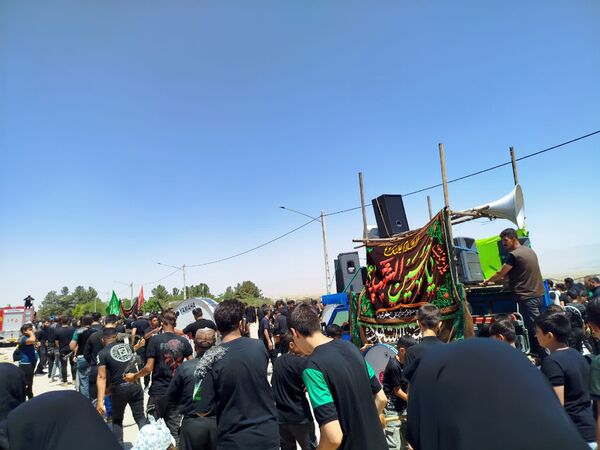 دسته عزاداری ظهر عاشورا در فاروج 