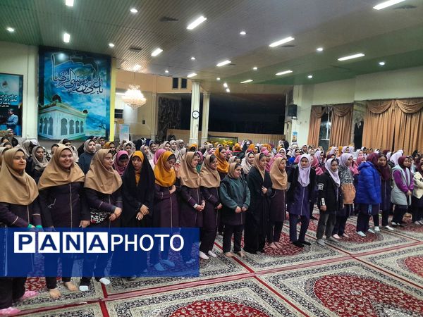 دختران ملاردی در اردوی سیاحتی زیارتی مشهد 