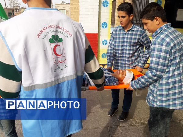 مانور زلزله و ایمنی در مدارس شهرستان ورامین 