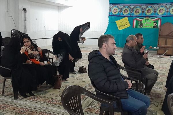 مراسم ایام الله دهه فجر در دبیرستان معارف صدرای ولایت