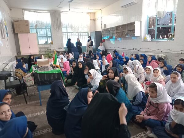 مراسم عزاداری ایام فاطمیه در مدرسه شهید خاقانی شیروان