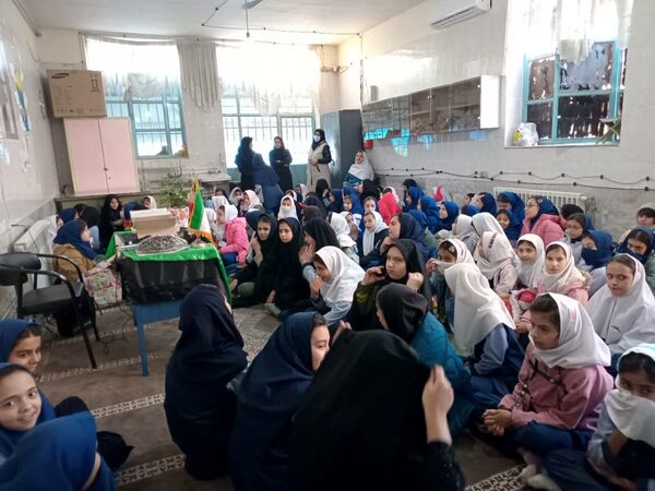 مراسم عزاداری ایام فاطمیه در مدرسه شهید خاقانی شیروان