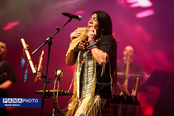 کنسرت لئو روخاس «پسر خورشید»