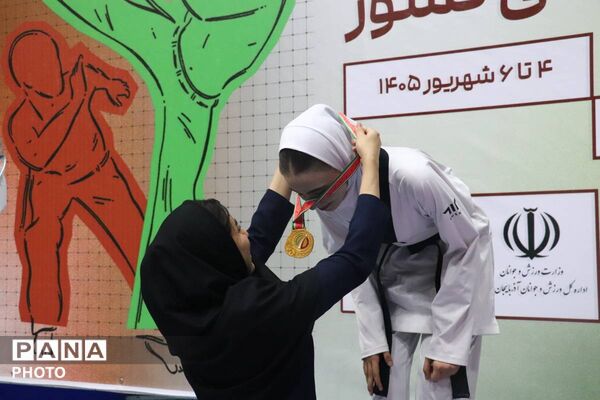 برگزاری المپیاد تکواندو دختران در دانشگاه تبریز
