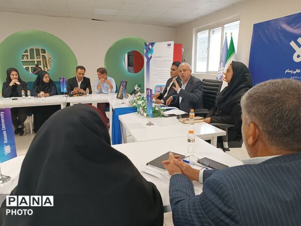 نشست خبری موسسه آموزش عالی رسام در کرج 
