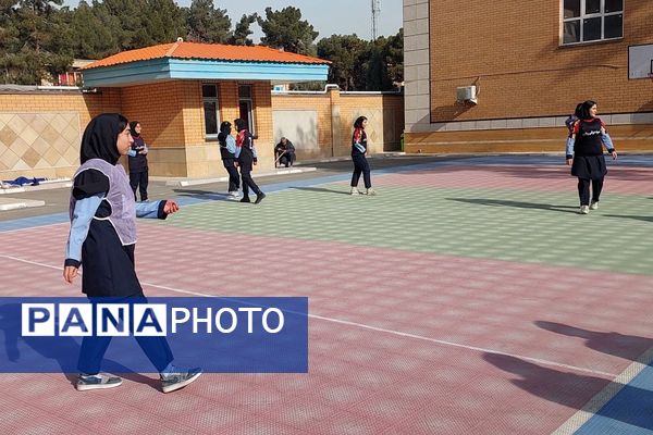 مسابقات ورزشی بین مدارس جام اقتدار ایران در دبیرستان نمونه‌دولتی ولایت
