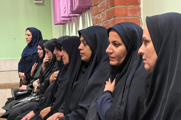  گرامیداشت شهادت حضرت زهرا در دبستان ناصر تبرا 