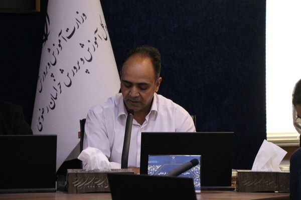 تجلیل از دانش آموزان افتخارآفرین خراسان رضوی در کنکور سراسری و مدال آور در المپیادهای علمی جهانی