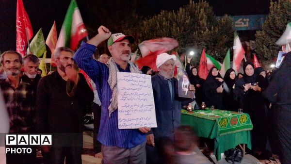 اجتماعات شبانه همراه با هیئت زنجیر زنی در نیشابور