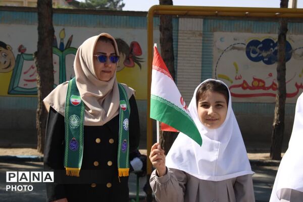 المپیاد ورزشی درون مدرسه ای در فاروج 