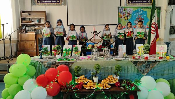 جشن قرآن کلاس اولی‌ها در مدرسه شاهد خیر سجادی 