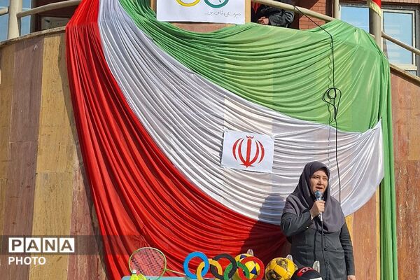 المپیاد ورزشی درون مدرسه‌ای در مدارس شاهد نجمه، راضیه شکرایی و شهید مجید مجیدی ناحیه دو شهرری 