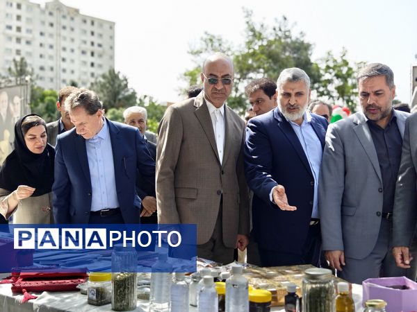 زنگ «سپاس معلم» در کرمانشاه 